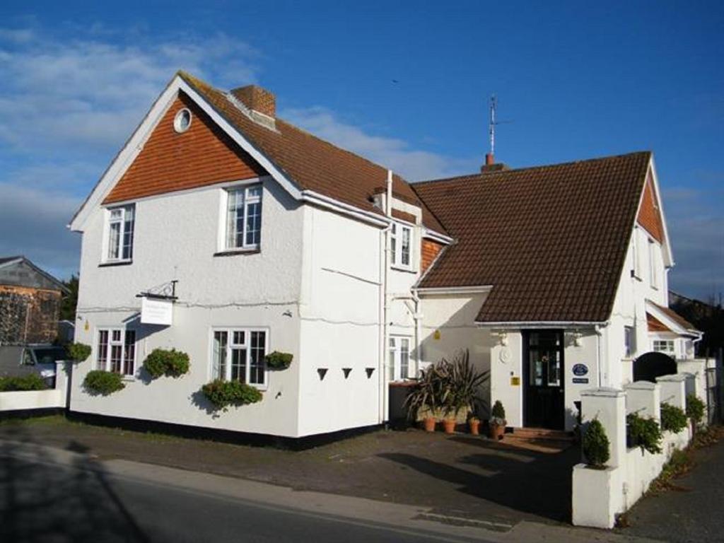 The Maples Bed & Breakfast Hythe  Bagian luar foto