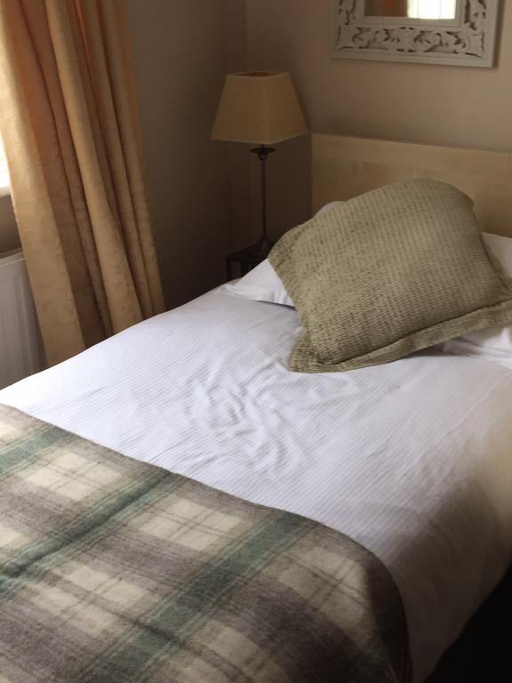 The Maples Bed & Breakfast Hythe  Ruang foto