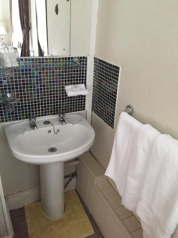 The Maples Bed & Breakfast Hythe  Ruang foto