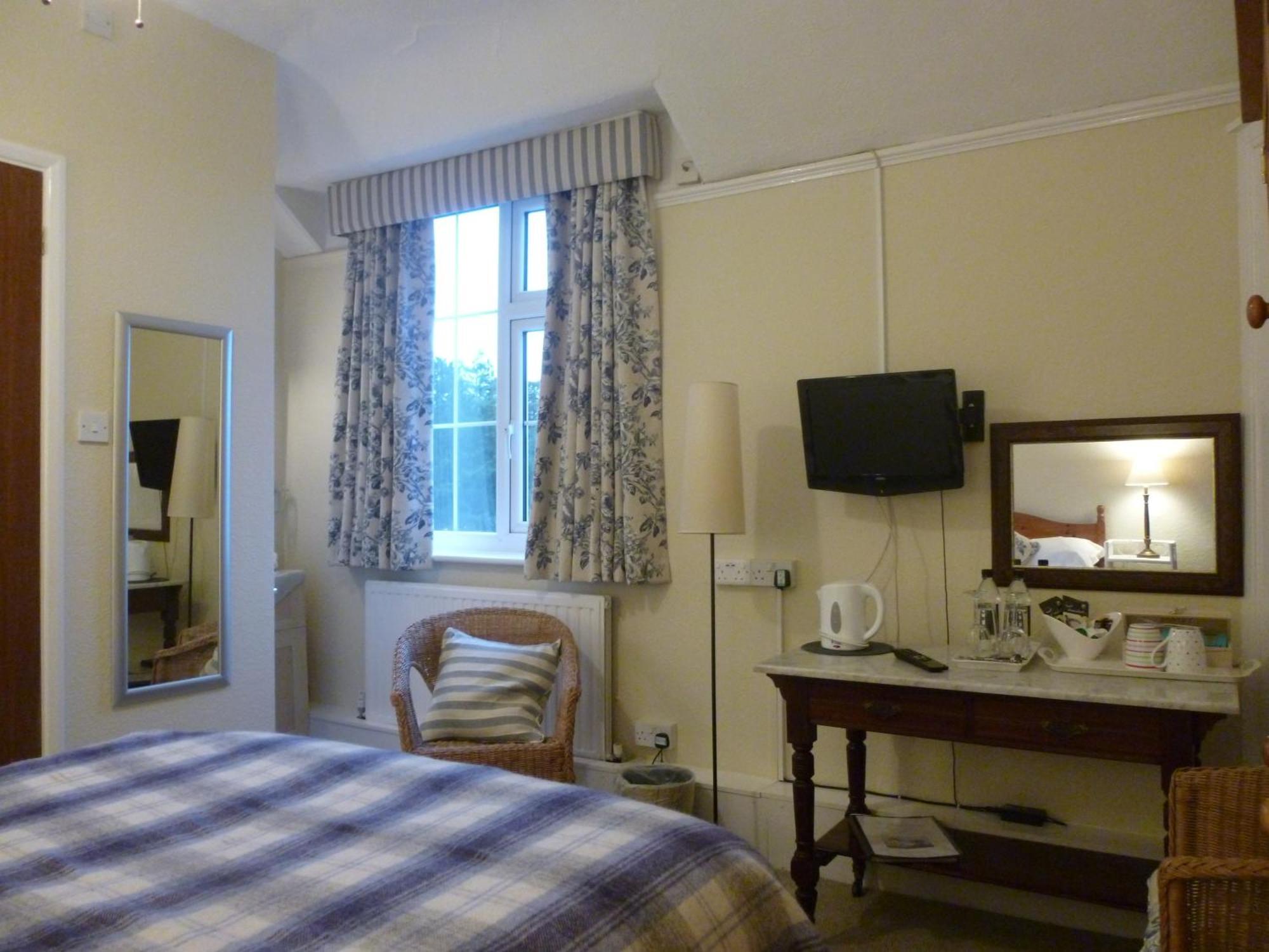 The Maples Bed & Breakfast Hythe  Ruang foto