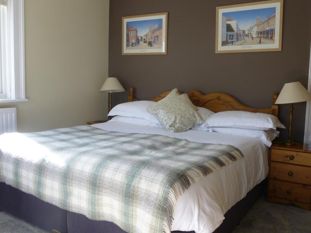 The Maples Bed & Breakfast Hythe  Ruang foto