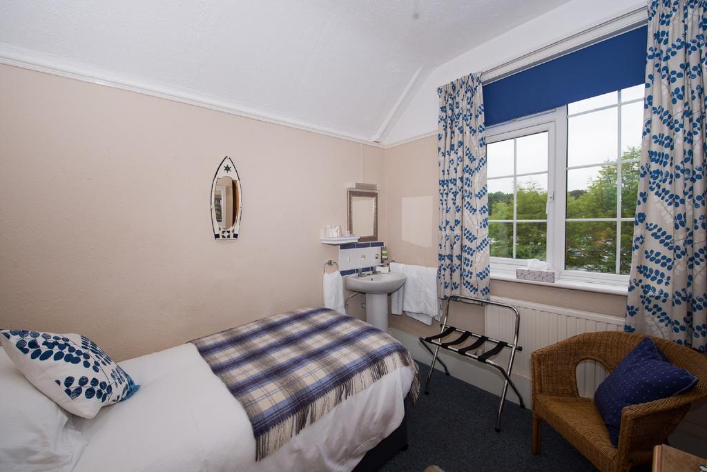 The Maples Bed & Breakfast Hythe  Bagian luar foto