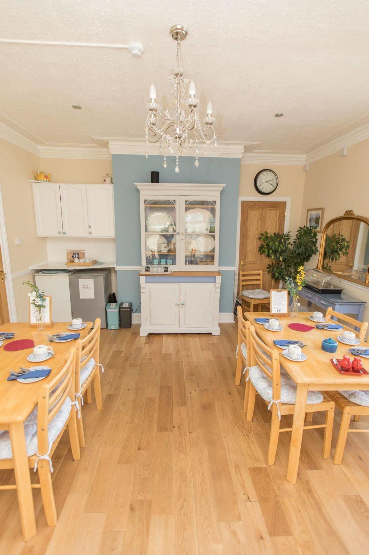 The Maples Bed & Breakfast Hythe  Bagian luar foto